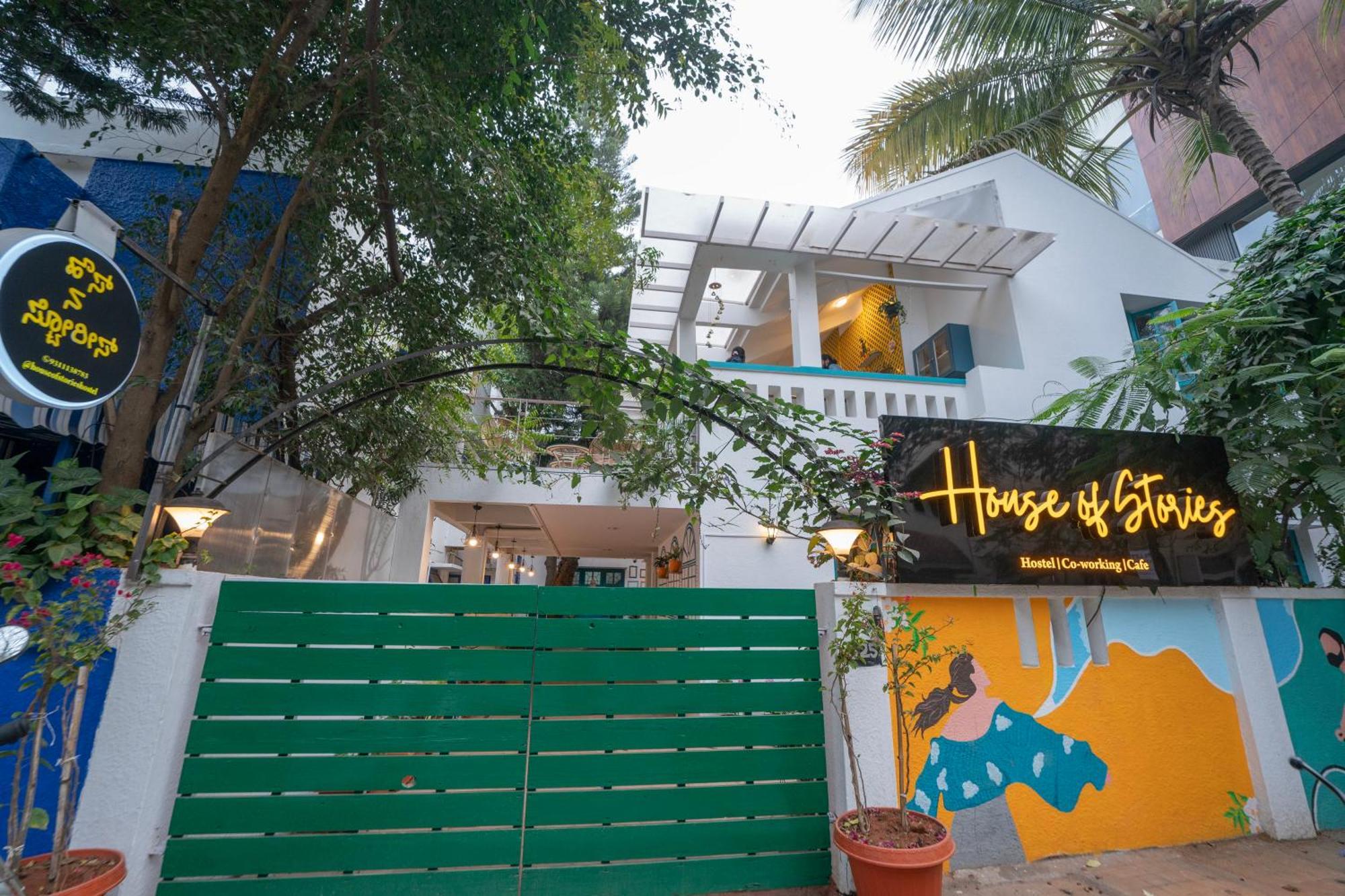 House Of Stories - Indiranagar Vandrerhjem Bangalore Eksteriør bilde